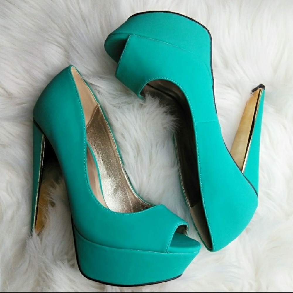 SALE NEW Platform Peep Toe Pumps